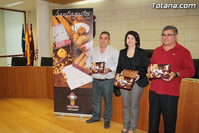 Se presenta el nuevo envase del dulce típico Santiaguito, adaptado a las nuevas necesidades del mercado - 1, Foto 1