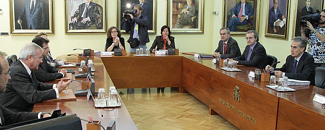 El Gobierno estudia con la Región de Murcia y el Ayuntamiento de Lorca un nuevo paquete de ayudas para paliar las consecuencias de terremoto - 1, Foto 1