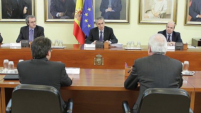 El Gobierno estudia con la Región de Murcia y el Ayuntamiento de Lorca un nuevo paquete de ayudas para paliar las consecuencias de terremoto - 2, Foto 2