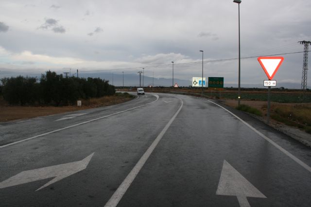 La Comunidad Autónoma invierte 577.000 euros en la rehabilitación de la carretera RM-315, Foto 2