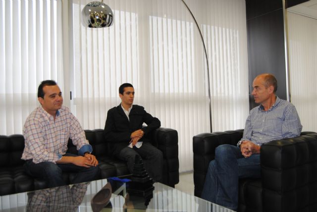 El alcalde y el edil de Deportes felicitan a Juan David Zapata, bronce en el Mundial de Billar a Tres Bandas - 2, Foto 2