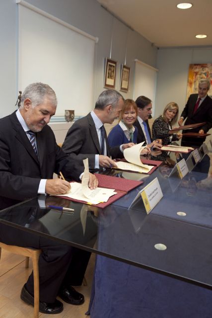 El Gobierno firma el Protocolo Marco de Protección de las Víctimas de Trata con la Fiscalía General del Estado y el CGPJ - 2, Foto 2