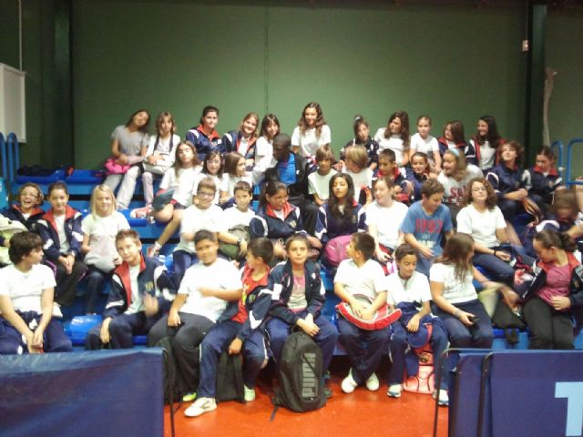 El colegio Mediterráneo conoce el Tenis de Mesa profesional a través del programa ADE - 3, Foto 3