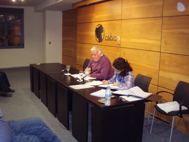 La asamblea de COAG apoya la posición de su presidente tanto en los robos y en los daños de conejos y arruis a la agricultura como respecto al PGOM, Foto 2