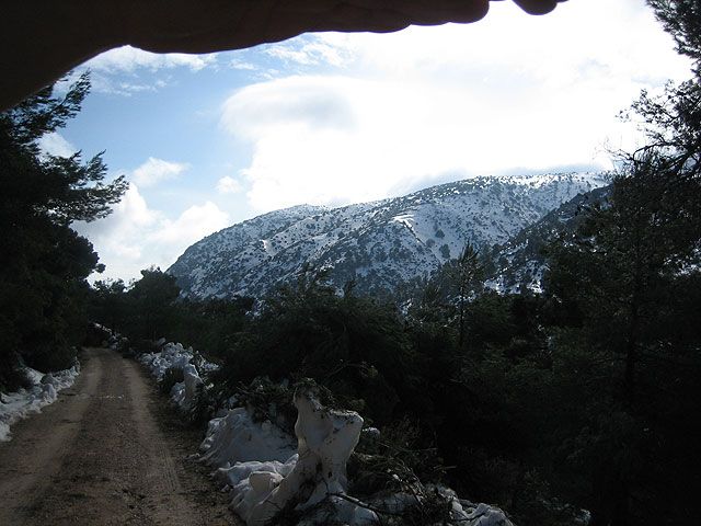 El Gobierno Regional declara bien cultural el yacimiento megalítico del Morrón, en el Parque Regional de Sierra Espuña, Foto 2