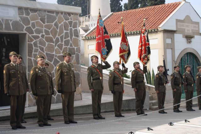 Los Artilleros de Cartagena rinden homenje a sus muertos - 1, Foto 1