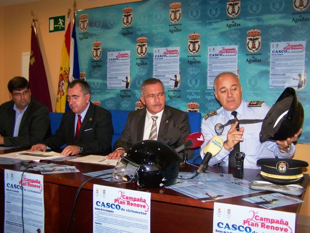Águilas pone en marcha la II Campaña de Seguridad Vial para fomentar el uso del casco - 1, Foto 1