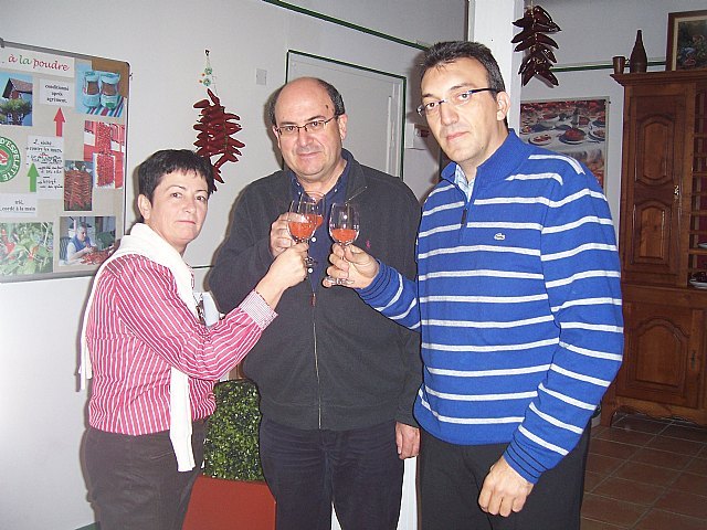 Representantes de la D.O.O. Pimentón de Murcia participan en los actos de la fiesta de la D.O.P. Pimiento de Espelette (Francia), Foto 1