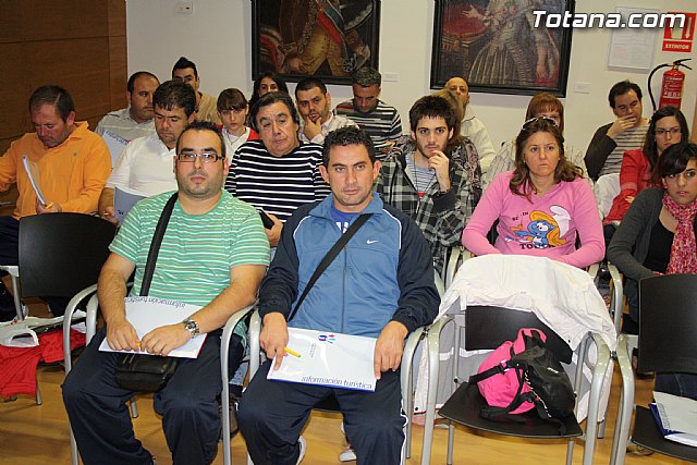 Ms de cuarenta personas participan en el curso 