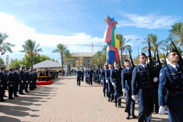Autoridades municipales asisten al acto de jura de bandera en el marco de las II Jornadas de Caza, Turismo y Gastronomía - 2, Foto 2