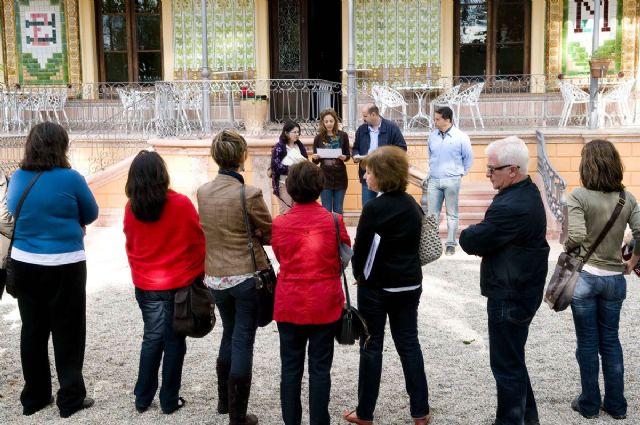 Los alumnos del curso de especialización de guías sobre el Modernismo ya tienen sus diplomas - 2, Foto 2