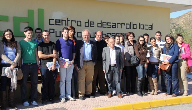 40 alumnos del Máster de Desarrollo Local y Empleo de la UMU participan en una jornada práctica sobre las medidas de desarrollo y empleo - 2, Foto 2