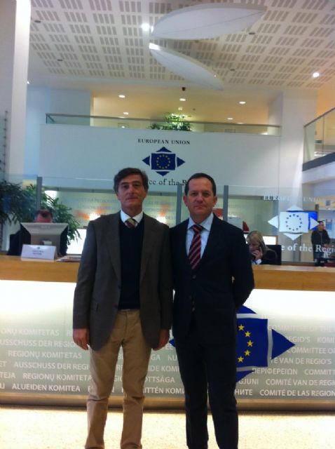 Tortosa y Durán presentan en Bruselas el programa de desarrollo para las pedanías del Campo de Murcia - 2, Foto 2