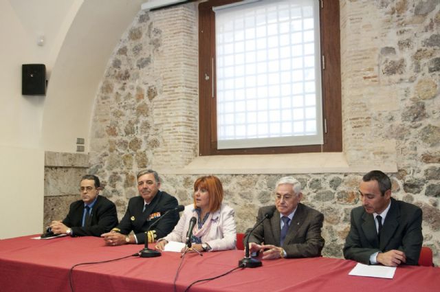Una colección inédita descubre medio siglo de vida militar en Cartagena - 1, Foto 1