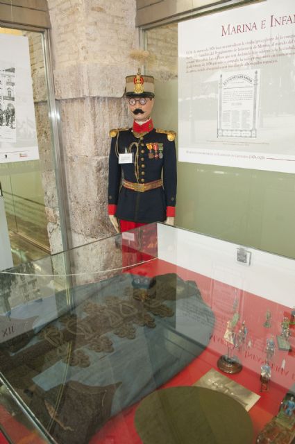 Una colección inédita descubre medio siglo de vida militar en Cartagena - 3, Foto 3