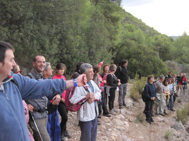 Una veintena de senderistas participan en una interesante ruta programada por el Parque Regional de Sierra Espuña - 5, Foto 5