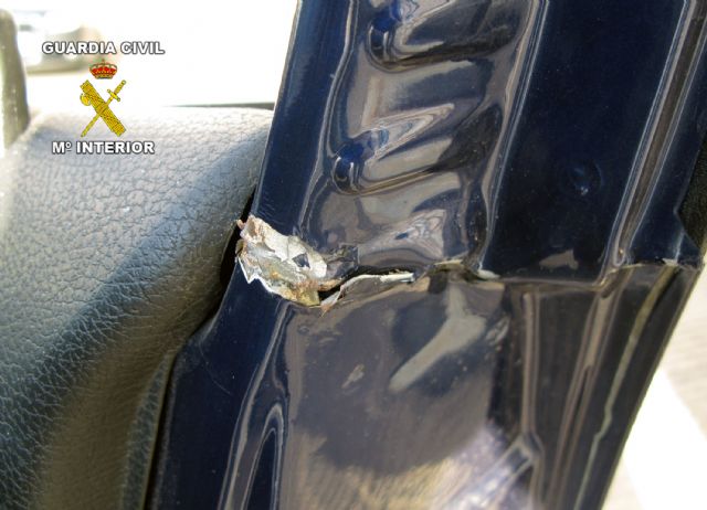 La Guardia Civil detiene a una pareja dedicada a cometer robos con fuerza en vehículos en San Javier - 1, Foto 1