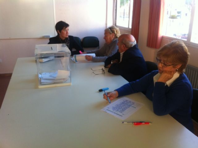Se celebran las elecciones generales para elegir a los miembros del Consejo de Dirección del Centro Municipal de Personas Mayores, Foto 2