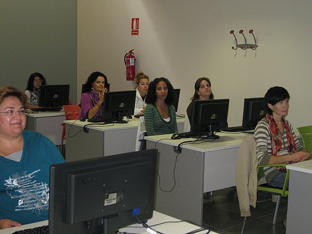 Comienza un curso de Ofimtica para mujeres, Foto 2