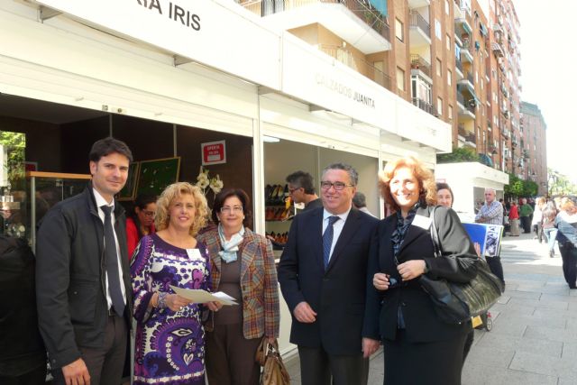 La IV FERIA OUTLET de Molina de Segura abre sus puertas hasta el domingo 13 de noviembre en el Paseo Rosales con la participación de 33 comercios - 1, Foto 1