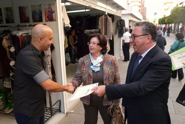 La IV FERIA OUTLET de Molina de Segura abre sus puertas hasta el domingo 13 de noviembre en el Paseo Rosales con la participación de 33 comercios - 2, Foto 2