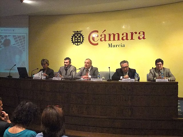 El Ejecutivo autonómico promueve la actividad física como estrategia para estimular hábitos de vida saludables, Foto 1