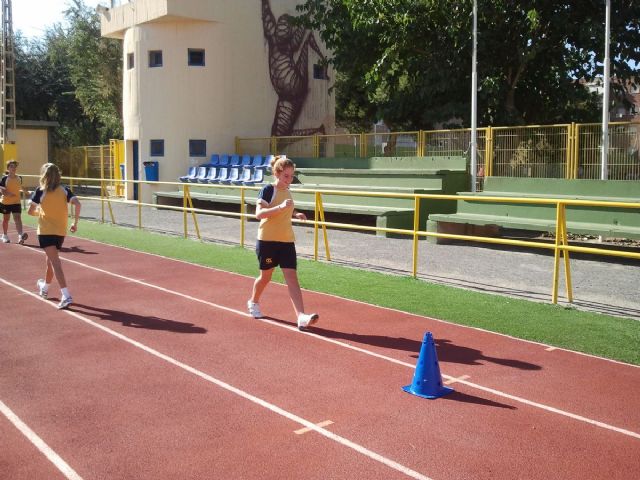 Alumnos del Hispania se aficionan al atletismo con el ADE - 3, Foto 3