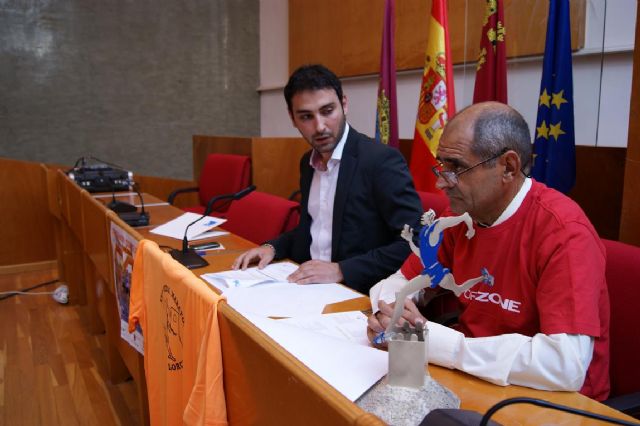 Más de 1.200 atletas correrán el domingo la XXIV Media Maratón Ciudad de Lorca, en la que participará el bicampeón del mundo Abel Antón - 1, Foto 1