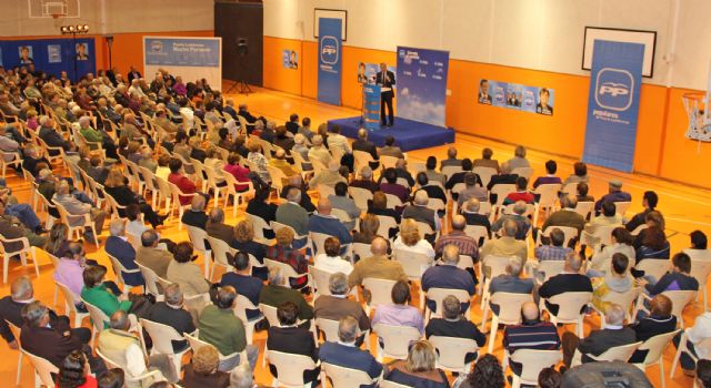 Cerca de 600 personas asisten al mitin del Presidente Ramón Luis Valcárcel en Puerto Lumbreras - 1, Foto 1