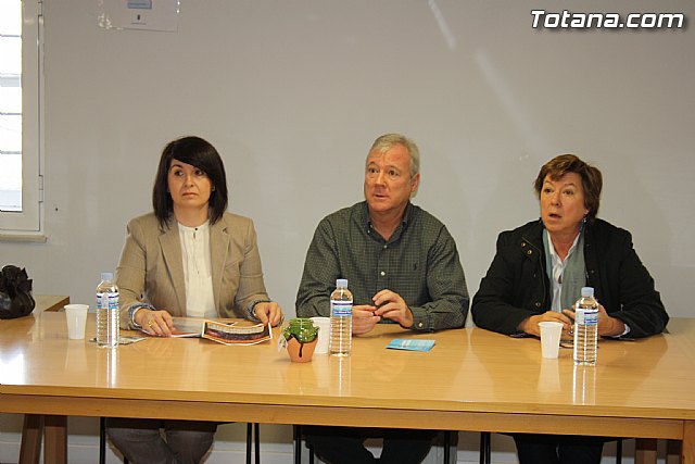 Varcrcel, Barreiro, Garca Legaz y Nicols transmiten a los artesanos su compromiso con el sector - 1