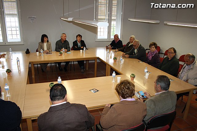 Varcrcel, Barreiro, Garca Legaz y Nicols transmiten a los artesanos su compromiso con el sector - 6