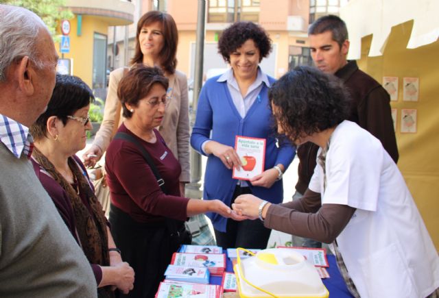 El Ayuntamiento pone en marcha una Campaña Informativa para concienciar a los ciudadanos con motivo del Día Mundial de la Diabetes - 1, Foto 1
