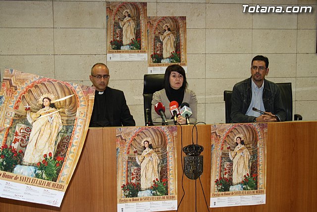 Presentación cartel y actividades religiosas Fiestas de Santa Eulalia 2011, Foto 2