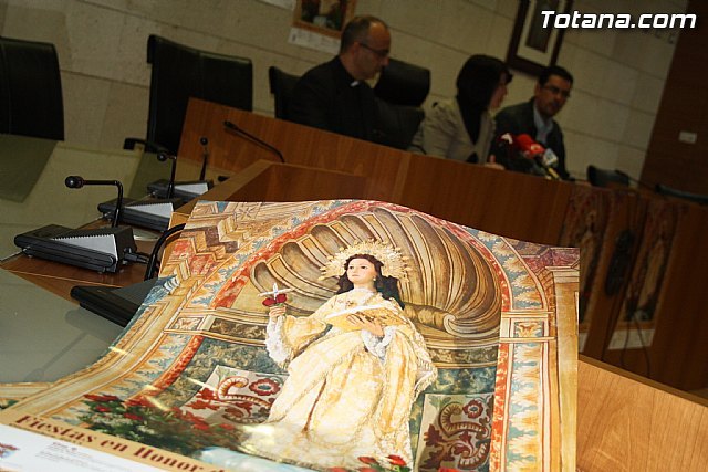 Presentación cartel y actividades religiosas Fiestas de Santa Eulalia 2011, Foto 3