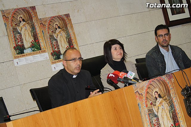 Presentación cartel y actividades religiosas Fiestas de Santa Eulalia 2011, Foto 5