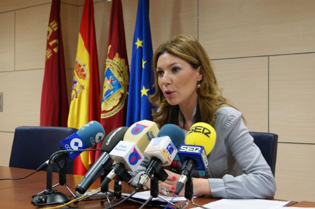 El Ayuntamiento destaca la labor desarrollada por los componentes de la Mesa Solidaria y subraya que está supliendo las carencias de la Comisión Mixta - 1, Foto 1