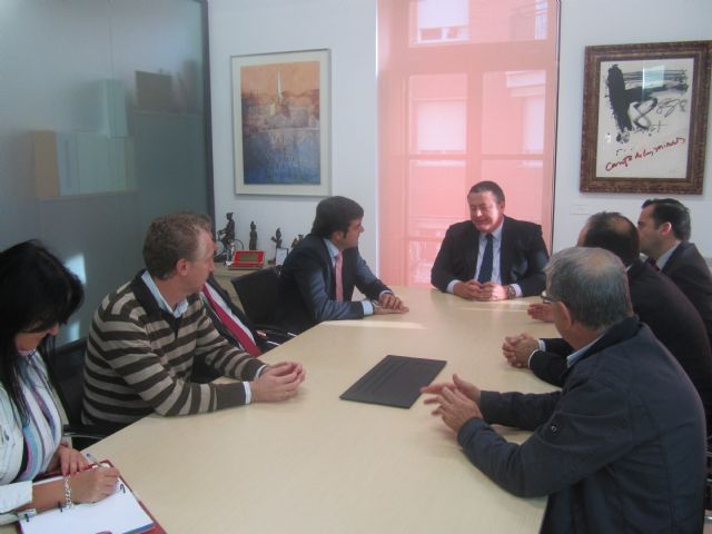 Reunión con la nueva directiva de COEC - 4, Foto 4