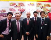 El ministro de Industria Turismo y Comercio, Miguel Sebastin visita el stand de ELPOZO ALIMENTACIN en Sanghai