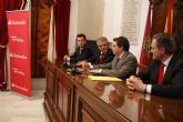 El Ayuntamiento y el Banco Santander firman un convenio