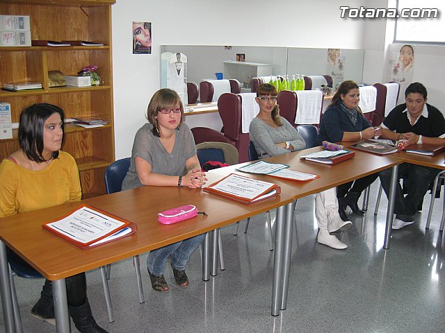 Quince jvenes inician su formacin profesional como 