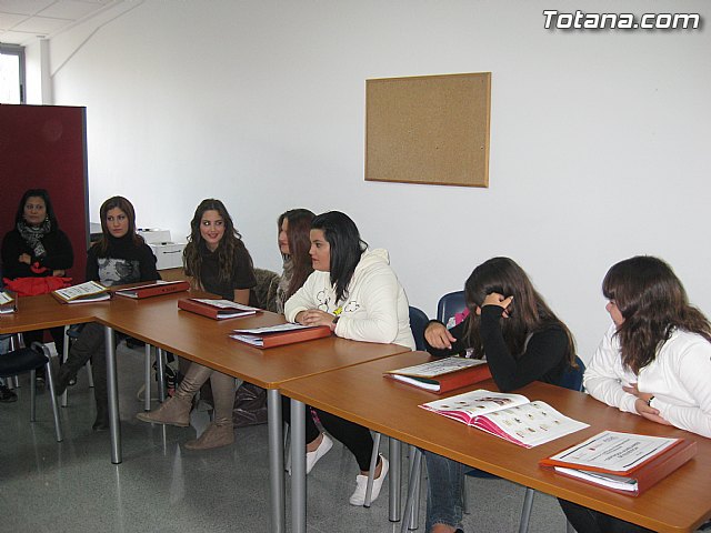 Quince jvenes inician su formacin profesional como 