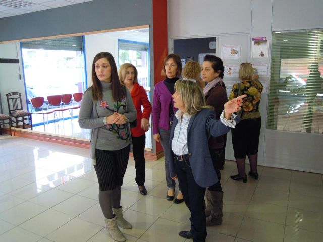 Alicia Barquero inicia una ronda de visitas por los Centros de la Mujer - 2, Foto 2