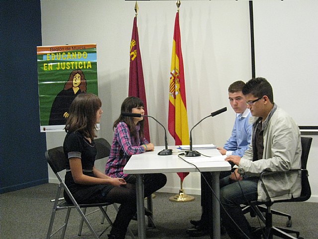 Unos 3.000 alumnos participarán en una nueva edición del programa ´Educando en Justicia´ - 1, Foto 1