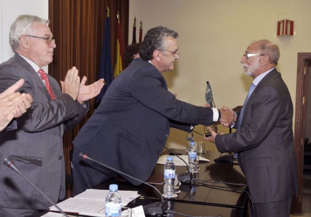El jefe de la Unidad de Trasplante Hepático del Hospital La Fe, galardonado en el Corazón Solidario - 3, Foto 3