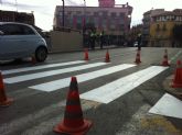Realizan trabajos de repintado de la señalización horizontal en varias calles del centro urbano