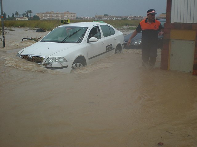 Proteccin Civil de San Pedro del Pinatar atiende ms de 100 avisos relacionados con las lluvias - 2