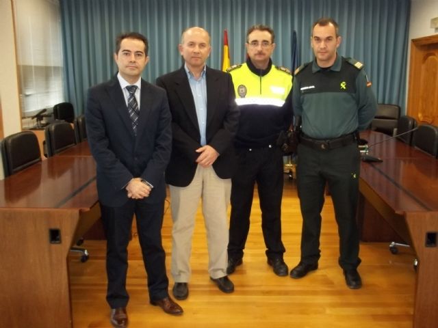 La coordinación en seguridad ciudadana entre la Policía Local de Lorquí y la Guardia Civil, muy sólida - 2, Foto 2