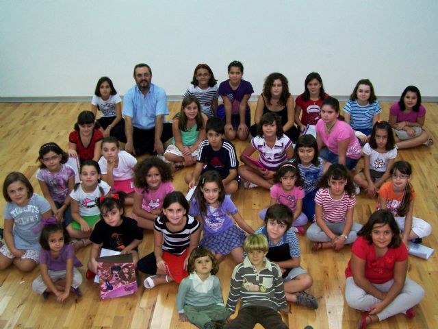 La Coral Polifónica Municipal Hims Mola ofrece el CONCIERTO DE SANTA CECILIA en el Teatro Villa de Molina el sábado 19 de noviembre - 1, Foto 1