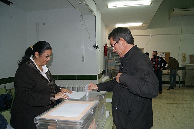 Ramón Ortiz anima a todos los ciudadanos a que ejerzan hoy su derecho al voto - 1, Foto 1