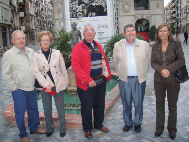 Miembros de la Cofrada de 